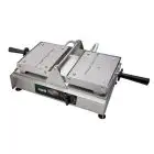 GAUFRIER SIMPLE INTERCHANGÉABLE - MOD. 2351532EU - OUVERTURE À 180° - EN ALUMINIUM CÉRAMIQUE - FORME : 2 GAUFRES RECTANGULAIRES 10,5 x 16,5 x 2,34 cm - Alimentation 230V /50hz monophasée - PUISSANCE 2000 W - DIM. L 41,5 x P 30 x h 19 cm - NORME CE