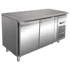TABLE RÉFRIGÉRÉE EN ACIER INOX AISI 304 - PÂTISSERIE - VENTILÉE - Mod. G-PA1500TNGR7 - PLATEAU EN GRANIT - N. 2 PORTES - CAPACITÉ BRUTE de 413 litres - TEMPERATURE -2°/+8°C - Dimensions cm L 150,5 x P 80 x H 87 - Norme CE