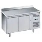 TABLE RÉFRIGÉRÉE AVEC DOSSERET EN ACIER INOX AISI 201 - POUR SNACK - VENTILÉ - Mod. G-SNACK2200TN-FC - CAPACITÉ BRUTE 159 Lt - N. 2 PORTES - Température -2°/+8°C - Dim. 136x60x95 cm - Norme CE