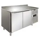 TABLE RÉFRIGÉRÉE AVEC DOSSERET EN ACIER INOX AISI 304 - FROID VENTILÉ - Mod SNACK 2200 TNF - 2 PORTES - CAPACITÉ 260,3 L - TEMPÉRATURE -2°/+8°C - Dim L 136 x P 60 x h 96 cm