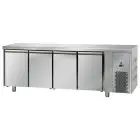 TABLE RÉFRIGÉRÉE EN ACIER INOX AISI 304 - VENTILÉE  - Mod. UG04MBT - GASTRONORM 1/1 - N. 4 PORTES - TEMPÉRATURE -18°/-22°C - Dim.  232x71,5xh85/92 cm - Norme CE