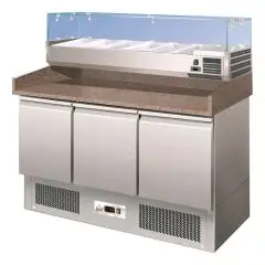 COMPTOIR RÉFRIGÉRÉ À PIZZA EN ACIER INOX AISI 304 - GASTRONORM 1/1 ( 53x32,5cm) - STATIQUE - Mod. G-S903PZ33 - N. 3 portes réfrigérées - Température +2°/+8°C - Dim.  140x70x146,5 cm - Norme CE