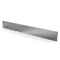 Plinthes en inox naturel avec finissage en scotch brite