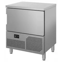 REFROIDISSEUR RAPIDE - MOD B05FDP12 - Refroidissement par air - Capacit&eacute; du plateau N 5 x GN 1/1 (cm 53x32,5) ou N 5 cm 60x40 - Rendement en r&eacute;duction positive +80&deg; +3&deg; (Kg12) - Rendement n&eacute;gatif +80&deg; -18&deg; ( Kg 12 ) - Dim L 75 x P 70  x h 85 cm
