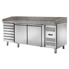COMPTOIR RÉFRIGÉRÉ À PIZZA EN ACIER  INOX - POUR BACS À PIZZA cm 60 x 40 x 7 H - VENTILÉ - Mod. CM2612TN - N. 2 PORTES RÉFRIGÉRÉES+ 1 ARMOIRE À TIROIR NEUTRE, N. 7 TIROIRS - TEMPÉRATURE -2°/+8°C - Dim. cm. L 202,5 x P 80 x h 105 - Norme CE