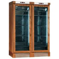 VITRINE RÉFRIGÉRÉE POUR VIN - Mod ENY 820 N NM - STATIQUE - TEMPÉRATURE °C +4/+18 - 2 PORTES EN VERRE - STRUCTURE EN BOIS NOYER MOYEN - CAPACITÉ BRUTE de 764 litres - CAPACITÉ NETTE de 604 litres - PUISSANCE de 244 W - ALIMENTATION 220/50Hz MONOPHASÉ - DI