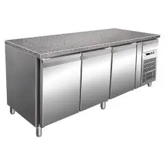TABLE RÉFRIGÉRÉE EN ACIER INOX AISI 304 - PÂTISSERIE - VENTILÉE - Mod. G-PA2000TNGR7 - PLATEAU EN GRANIT - 3 PORTES - CAPACITÉ BRUTE DE 613 LITRES - TEMPÉRATURE -2°/+8°C - Dimensions cm L 200,5 x P 80 x 87 H - Norme CE