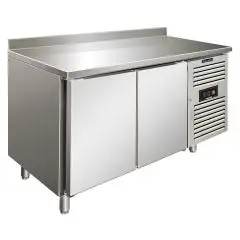 TABLE RÉFRIGÉRÉE AVEC DOSSERET EN ACIER INOX AISI 304 - FROID VENTILÉ - Mod SNACK 2200 TNF - 2 PORTES - CAPACITÉ 260,3 L - TEMPÉRATURE -2°/+8°C - Dim L 136 x P 60 x h 96 cm