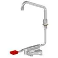 ROBINET POUR ÉVIER ET LAVE MAINS  À PÉDALE AVEC BEC VERSEUR  Mod. RMPAC2 - Levier de commande rouge pour eau chaude - Base hexagonale du bec verseur  - Avec bec verseur en forme de U