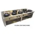 CUISINIÈRE À GAZ WOK CHINOISE 7 FEUX - MOD. EE07 - Construite exclusivement sur mesure - Compartiment ouvert - Plan de travaille lisse - Puissance au gaz à choisir entre kW 9,5/14/21 - Dim. 200x100xh85 cm - Norme CE