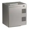CAISSE FRIGORIFIQUE POUR CONTENEURS À DÉCHETS - Mod. RW1RD - CAPACITÉ DU CONTENEUR N. 1 FROM Lt 120/240 - TEMPÉRATURE +2/+12 °C - Dimensions cm L 110 X P 87,5 X H 121 - Norme CE