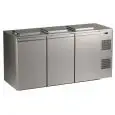 CAISSE FRIGORIFIQUE POUR CONTENEURS À DÉCHETS - Mod. RW3RD - CAPACITÉ DU CONTENEUR N. 3 FROM Lt 120/240 - TEMPÉRATURE +2/+12 °C - Dimensions cm L 240 X P 87,5 X H 121 - Norme CE
