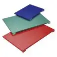 PLANCHE À DÉCOUPER EN POLYÉTHYLÈNE ÉQUIPÉ DE  2 STOPPEURS - Disponible dans les couleurs : BLANC, BLEU , VERT, ROUGE ET JAUNE(à prciser lors de la commande)