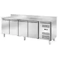 TABLE RÉFRIGÉRÉE AVEC DOSSERET EN ACIER INOX - VENTILÉ - Mod. AK4204TN - GASTRONORM 1/1 (cm 53 x 32,5) - N. 4 PORTES - SERRURE - CAPACITÉ Lt 553 - TEMPÉRATURE -2°/+8°C - Dim. cm. L 223 x P 70 x h 95 - Norme CE