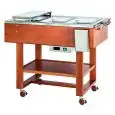 CHARIOT CHAUFFANT - MOD. CL2770 - Structure en bois feiulleté de bouleau - Cuve en acier inox avec scarico - Capacité n° 3  GN1/1 H15 cm - Voltage 230V/50Hz - Dim. 123x65xh95 cm