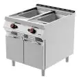 FRITEUSE À GAZ - GAMME BOHEME - MOD. FRG92M0 - Brûleurs externes à la cuve - N 2 cuves Lt 19,5 + 19,5 d'huile - Compartiment neutre avec portes battantes - Puissance kW 37 - Dimensions cm L 80 x P 90 x 90 H - Norme CE