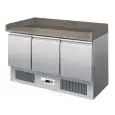 COMPTOIR RÉFRIGÉRÉ À PIZZA EN ACIER INOX AISI 304 - GASTRONORM 1/1 (53x32,5 cm) - STATIQUE - Mod. G-S903PZVRX - N. 3 Portes réfrigérés - Témperature +2°/+8°C - Dim. 140x70xh102 cm - Norme CE