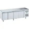 Table réfrigérée en acier inox AISI 201 - Mod M-GN4100BT-FC - Gastronorm 1/1 (53 x 32,5 cm) - Ventilé - Capacité brute ' 553 Lt - N 4 portes - Température -18°/-22°C - Dimensions cm L 223 x P 70 x 85 H