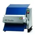 MACHINE pour pâte à sucre, pâte d'amande, chocolat plastique - MOD. 2300/SP600 - 1 PAIRE DES ROULEAUX  - ALIMENTATION V 230/50Hz Monophasé   - PUISSANCE Kw 0,37 - ROULEAUX cm 60 - NORME CE