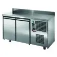 TABLE RÉFRIGÉRÉE AVEC DOSSERET EN ACIER INOX AISI 304 - Mod. UG02M60AL - VENTILÉ - N. 2 PORTES - TEMPÉRATURE 0°/+10°C - Dim. 146x60xh95/102 cm - Norma CE