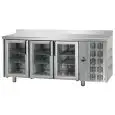 TABLE RÉFRIGÉRÉE AVEC DOSSERET EN ACIER INOX AISI 304 - VENTILÉE - Mod. UG03MPVAL - GASTRONORM 1/1 - N. 3 PORTES EN VERRE - TEMPÉRATURE 0°/+10°C - Dim. cm. 187x70xh85/92 - Norme CE