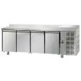 TABLE RÉFRIGÉRÉE AVEC DOSSERET EN ACIER INOX AISI 304 - VENTILÉE - Mod. UG04MGNAL - GASTRONORM 1/1 - N. 4 PORTES EN VERRE - TEMPÉRATURE 0°/+10°C - Dim. 232x70xh95/102 cm - Norme CE