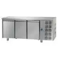 TABLE RÉFRIGÉRÉE EN ACIER INOX AISI 304 - POUR PÂTISSERIE - PLAQUES cm 60x40 - VENTILÉE  - Mod. UQ03M - N. 3 PORTES - TEMPÉRATURE 0°/+10°C - Dim. cm. 215x80xh85/92 - Norme CE